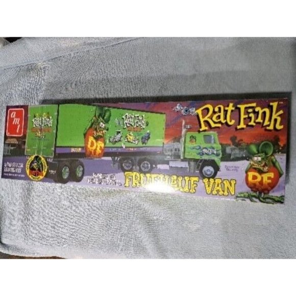 AMT Rat Fink Truck Model Kit - AMT1292 New Sealed Box - Picture 1 of 11